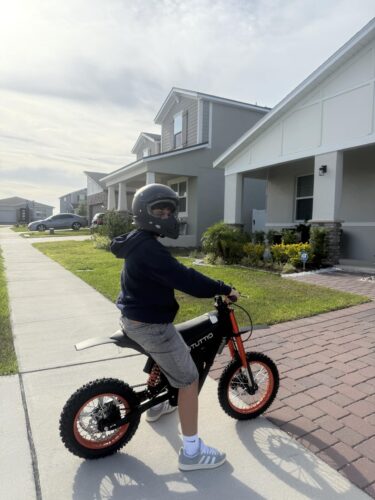 Soleil 01 2000 W Electric Dirt Bike – 14″ / 12″ Fat-Tyre, 48 V 21 Ah Battery, 37 mph / 60 km h⁻¹, Dual Suspension photo review